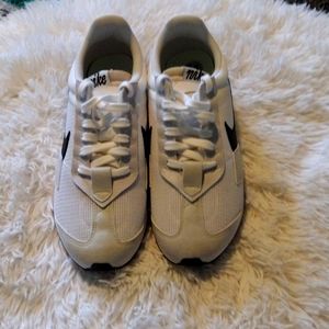 Nike Air Max Pre Day